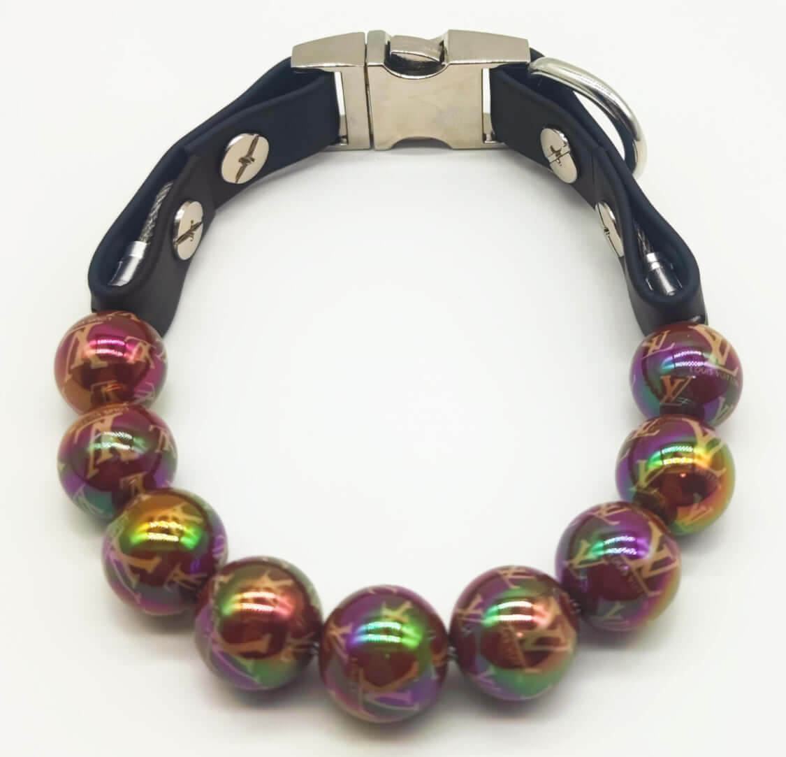 Designer beaded dog collar in off brown with colorful beads, stylish accessory for dogs, available in 28cm, 35cm, and 41cm lengths.