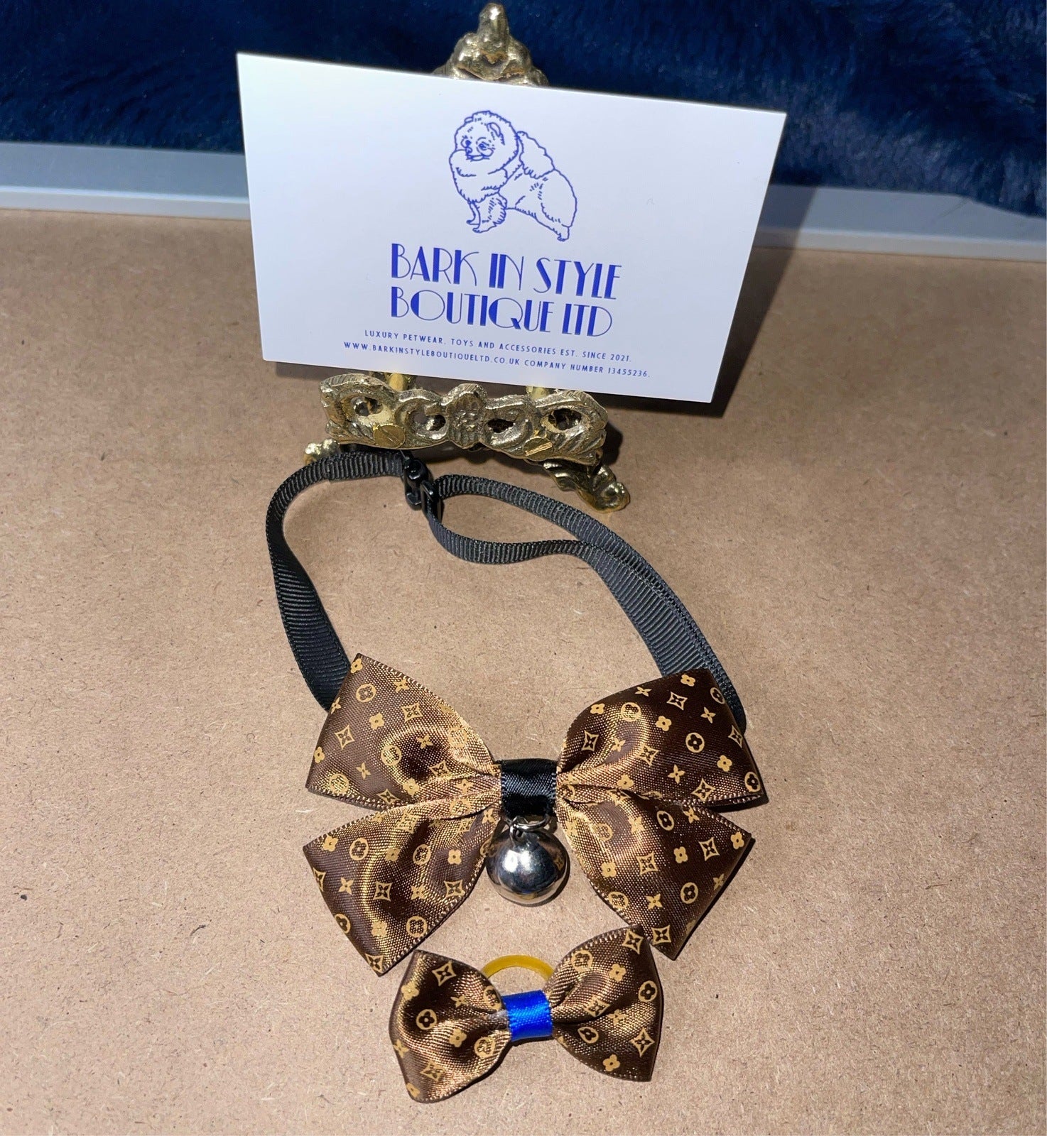 Flower Hair Bow and Collar Set - Brown