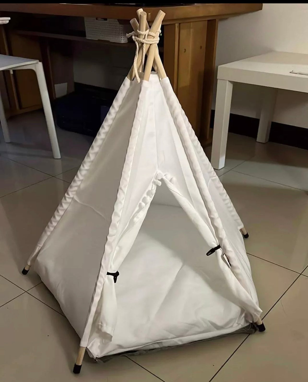 TeePee Dog Tent - White