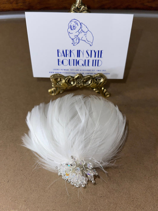 Faux Feather Dog Hair Clip