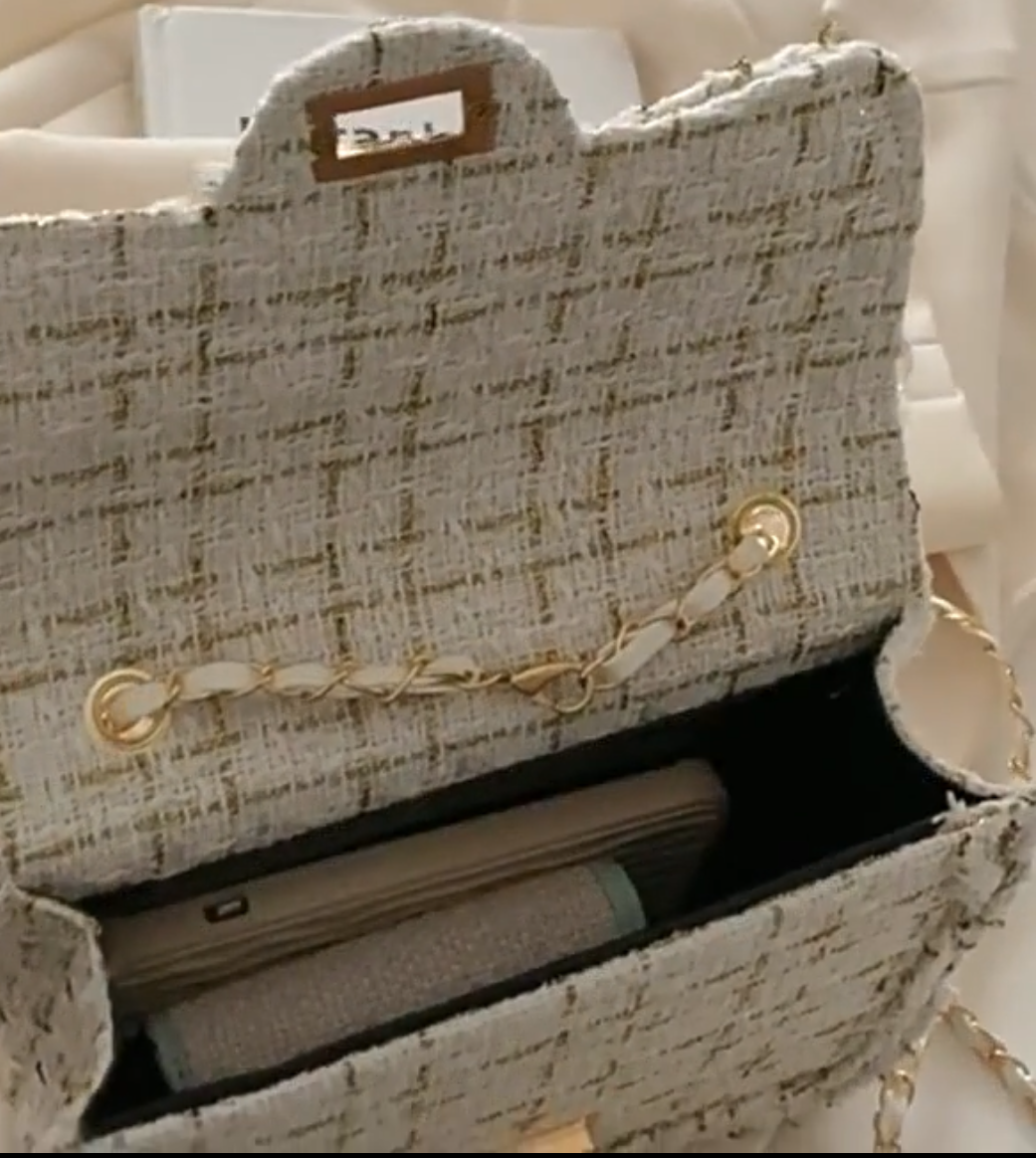 Boucle Tweed Chain Twist Lock Crossbody Bag - Gold/White