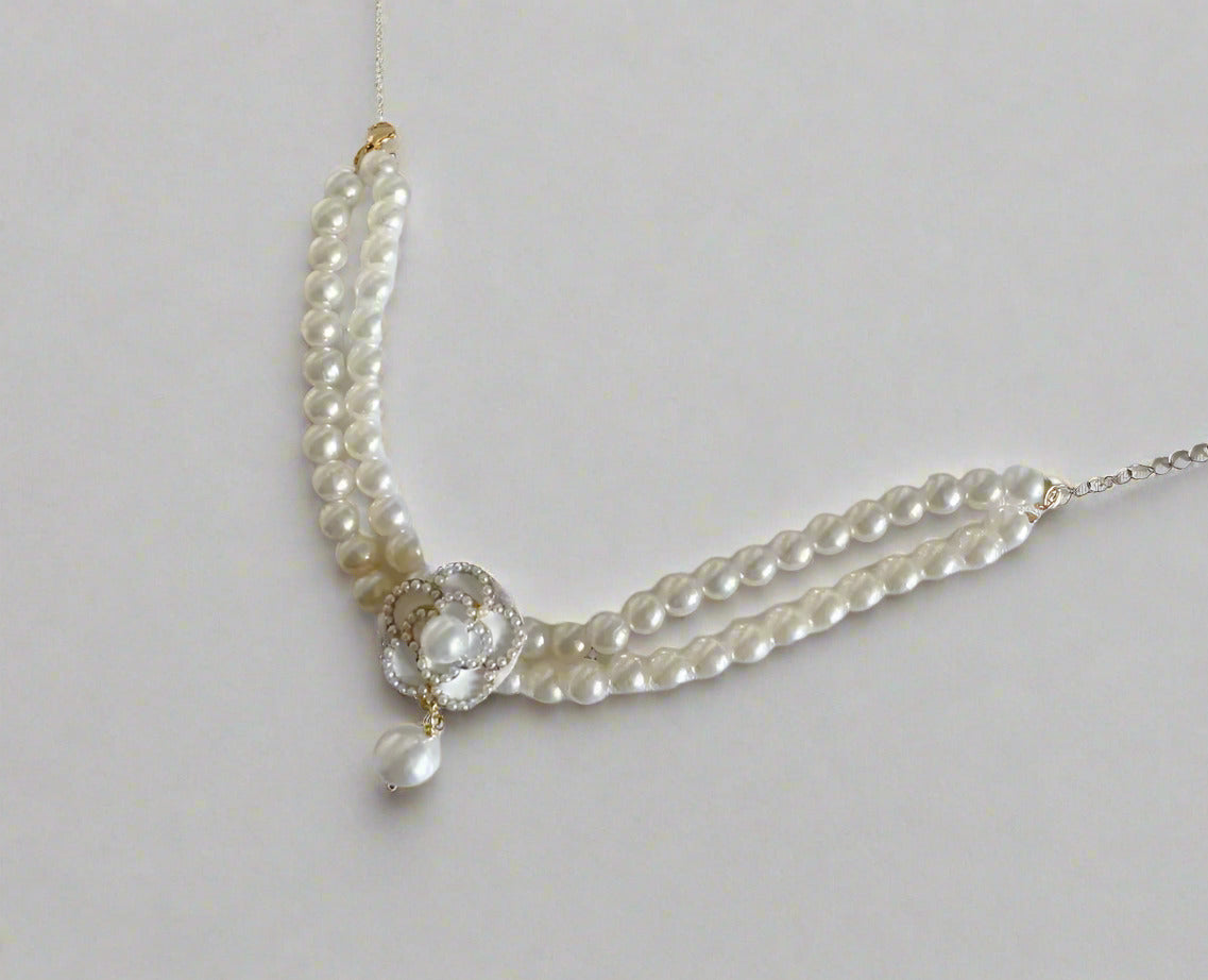 Camellia Dog Pearl Necklace