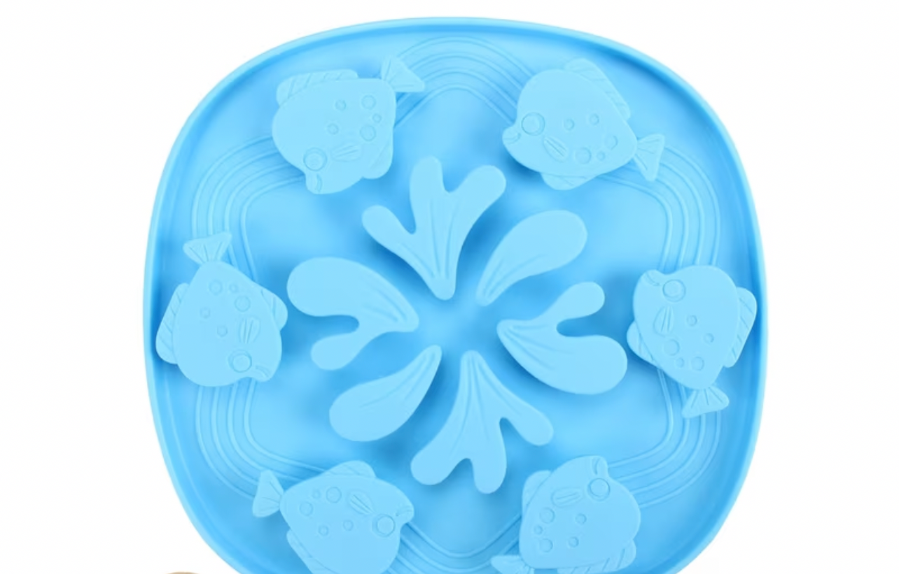 Sea Life Fish Dog Interactive Slow Feeding Mat - Blue