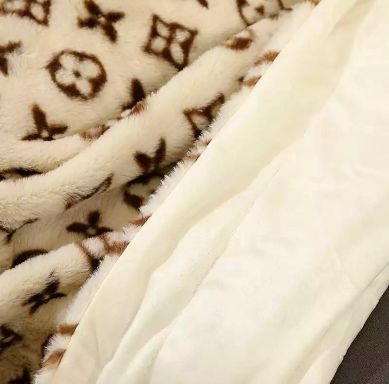 Patterned Dog Blanket - Cream