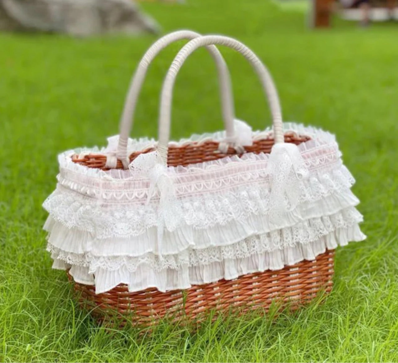 Dog Lace Wicker Basket Carrier - Beige